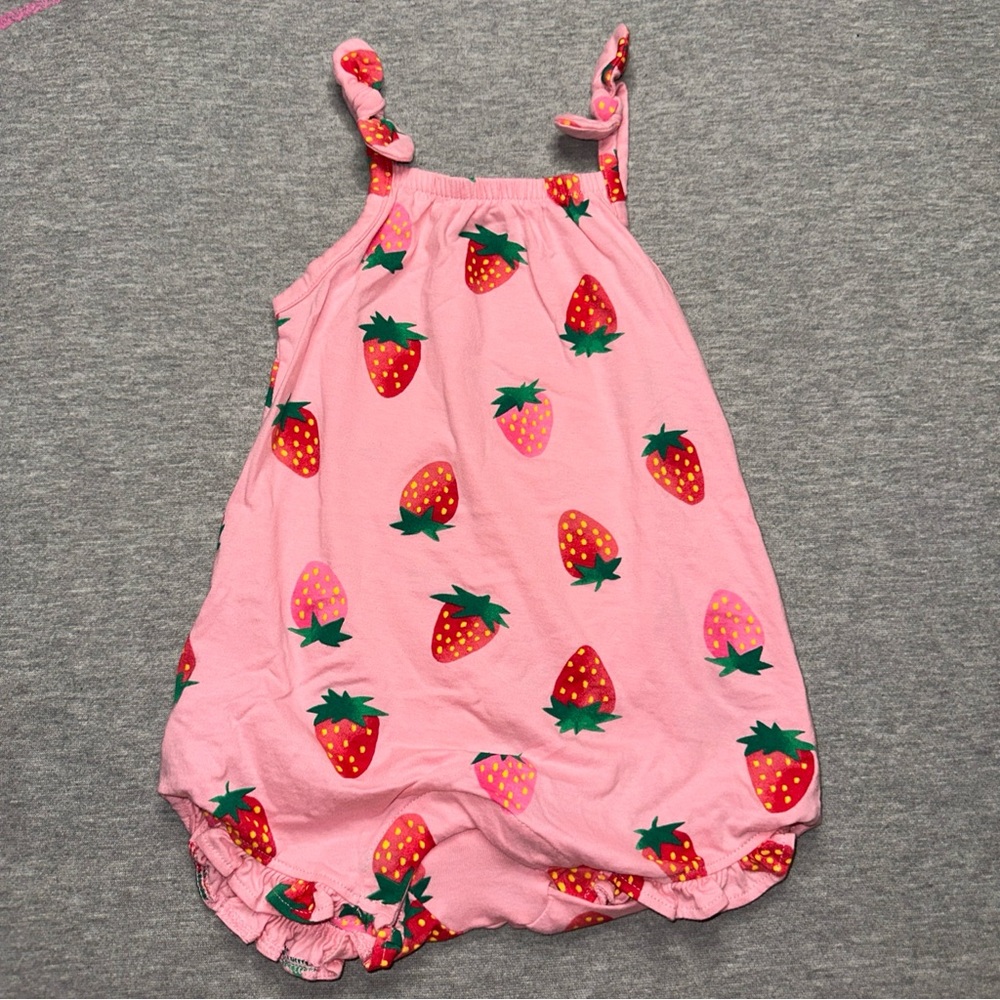 NEW Old Navy Baby/Toddler Girl’s Pink Strawberry Tie Knot Romper 18-24 Months